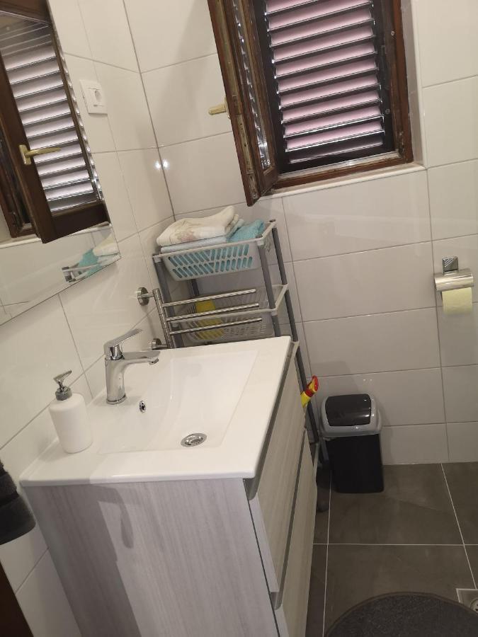 וודיצה Apartments Daniela מראה חיצוני תמונה