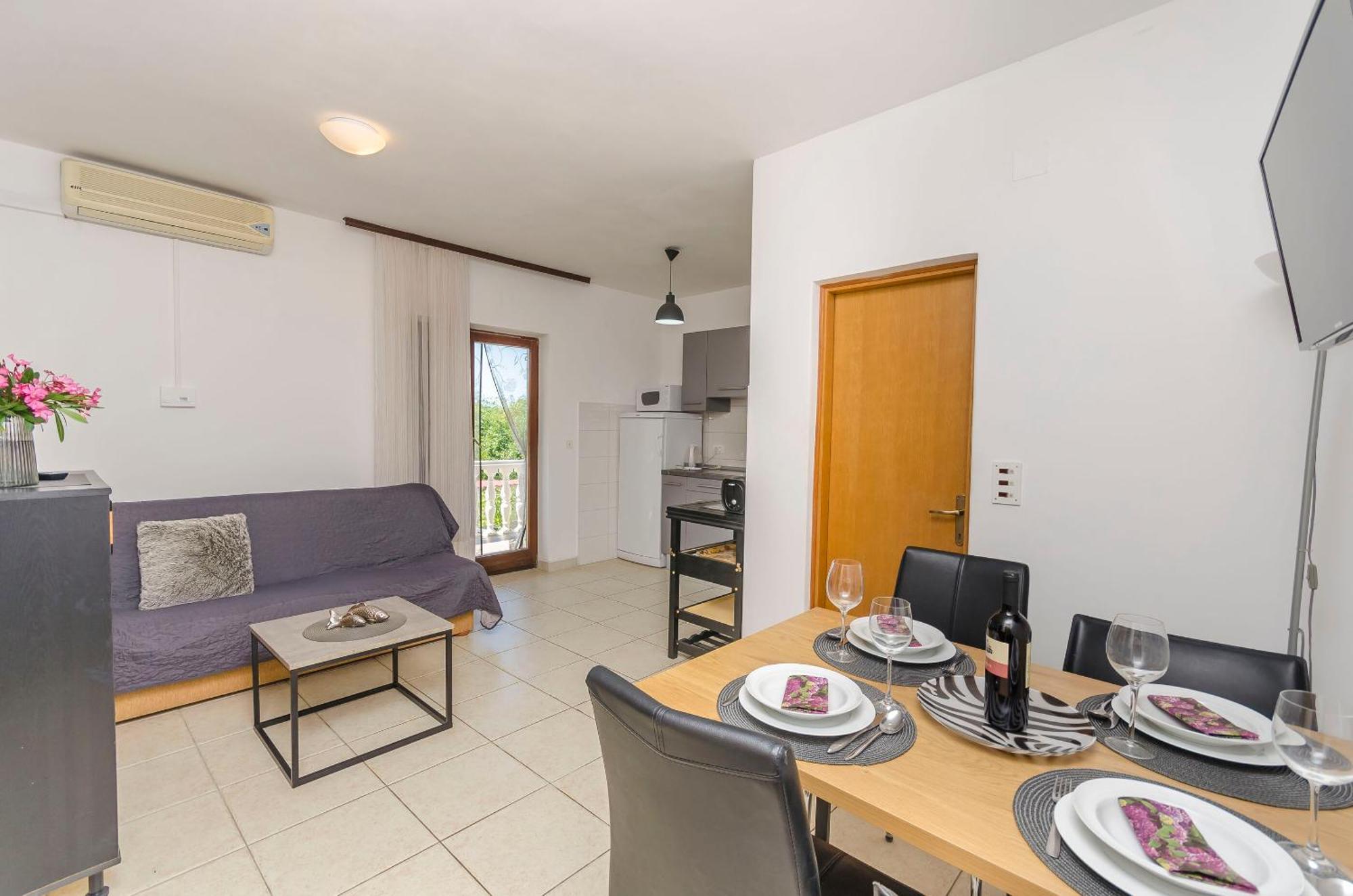 וודיצה Apartments Daniela מראה חיצוני תמונה